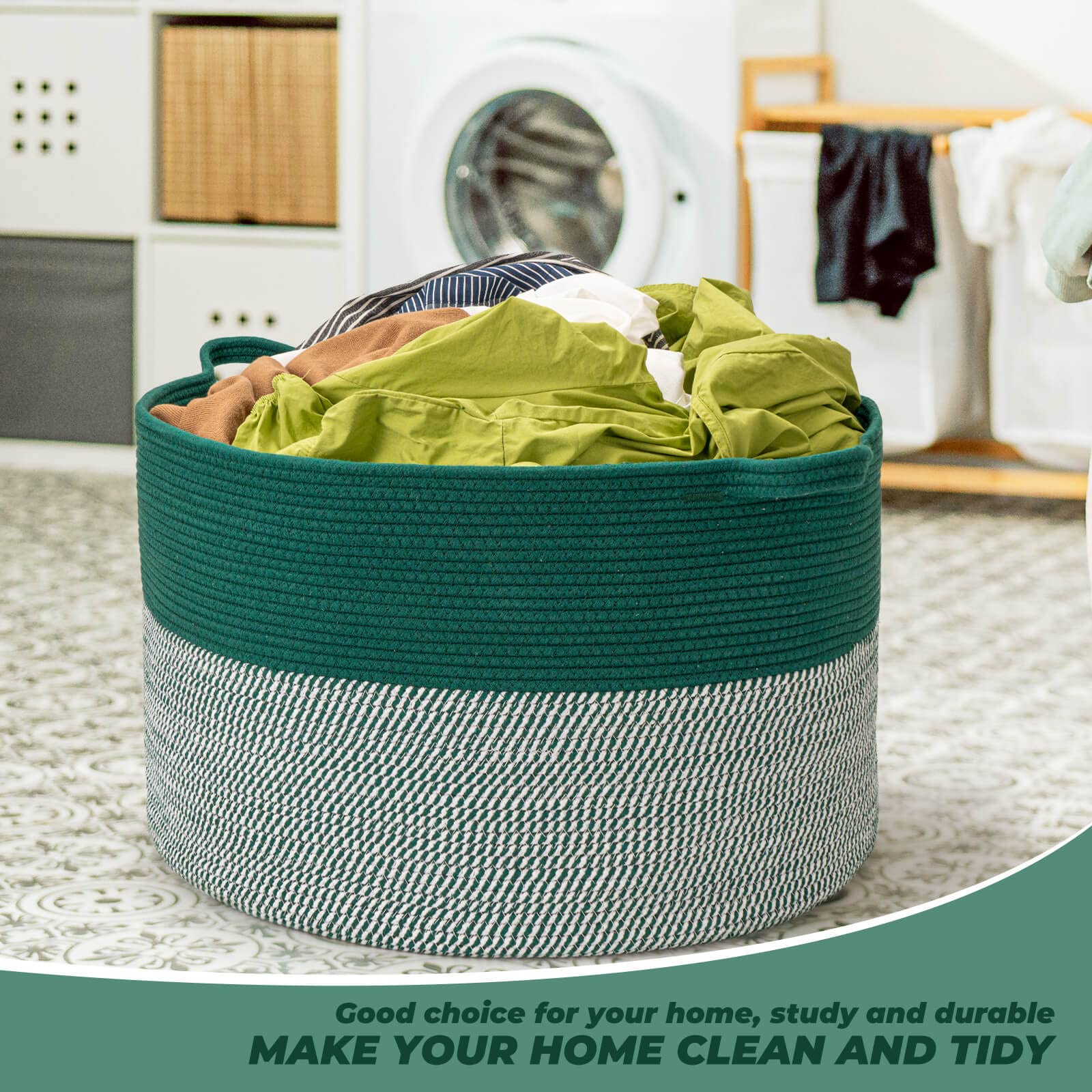 Vazpalas extralarge basket with blankets demonstrates large storage capacity.