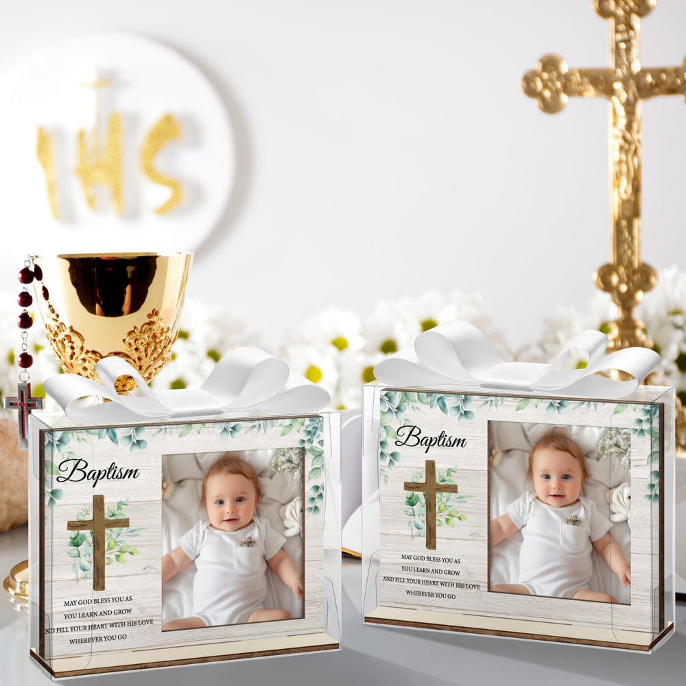 Vercraft wood frame detail highlights rustic finish and preserved memories.