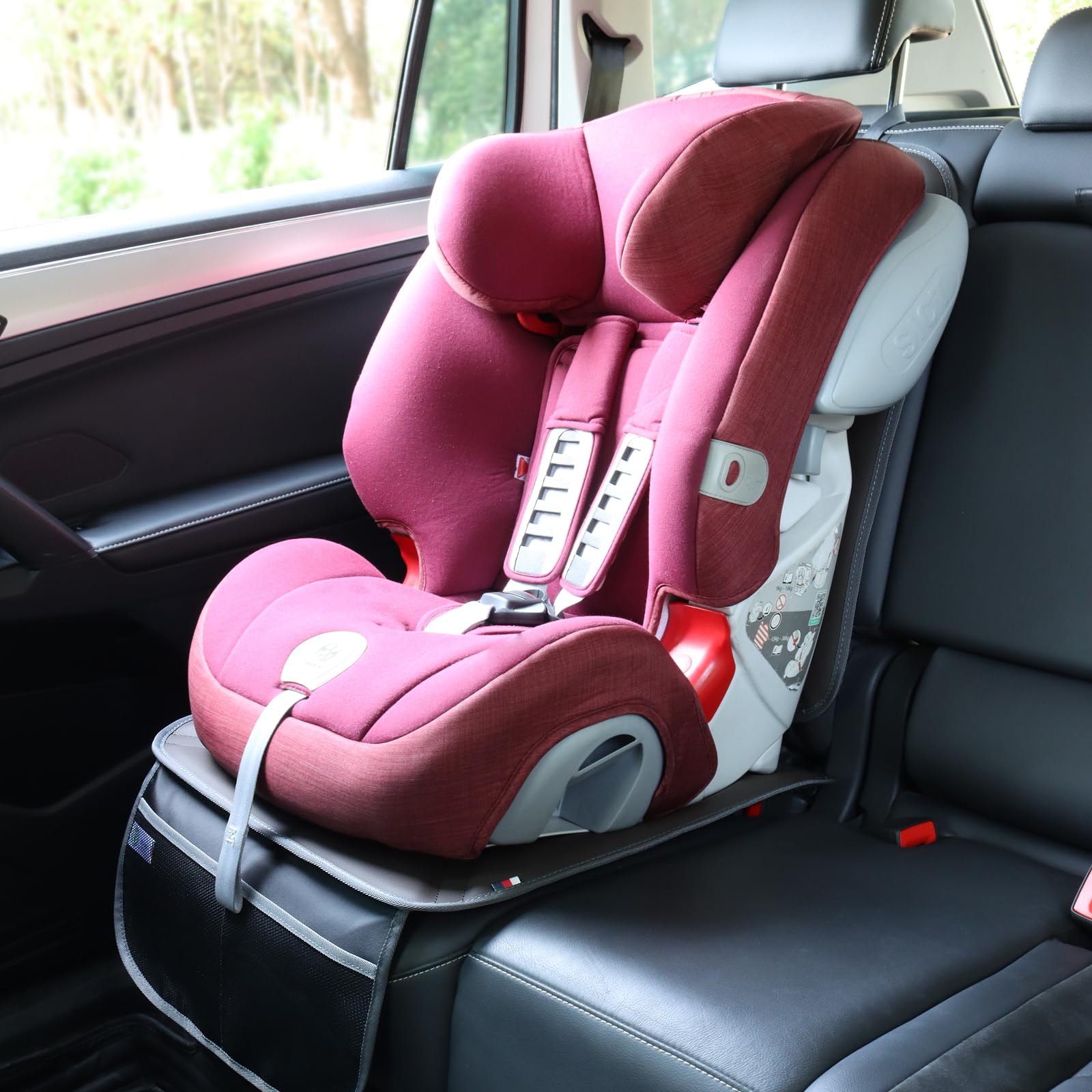 Viaviat seat protector backside non-slip net shows secure fit on seats