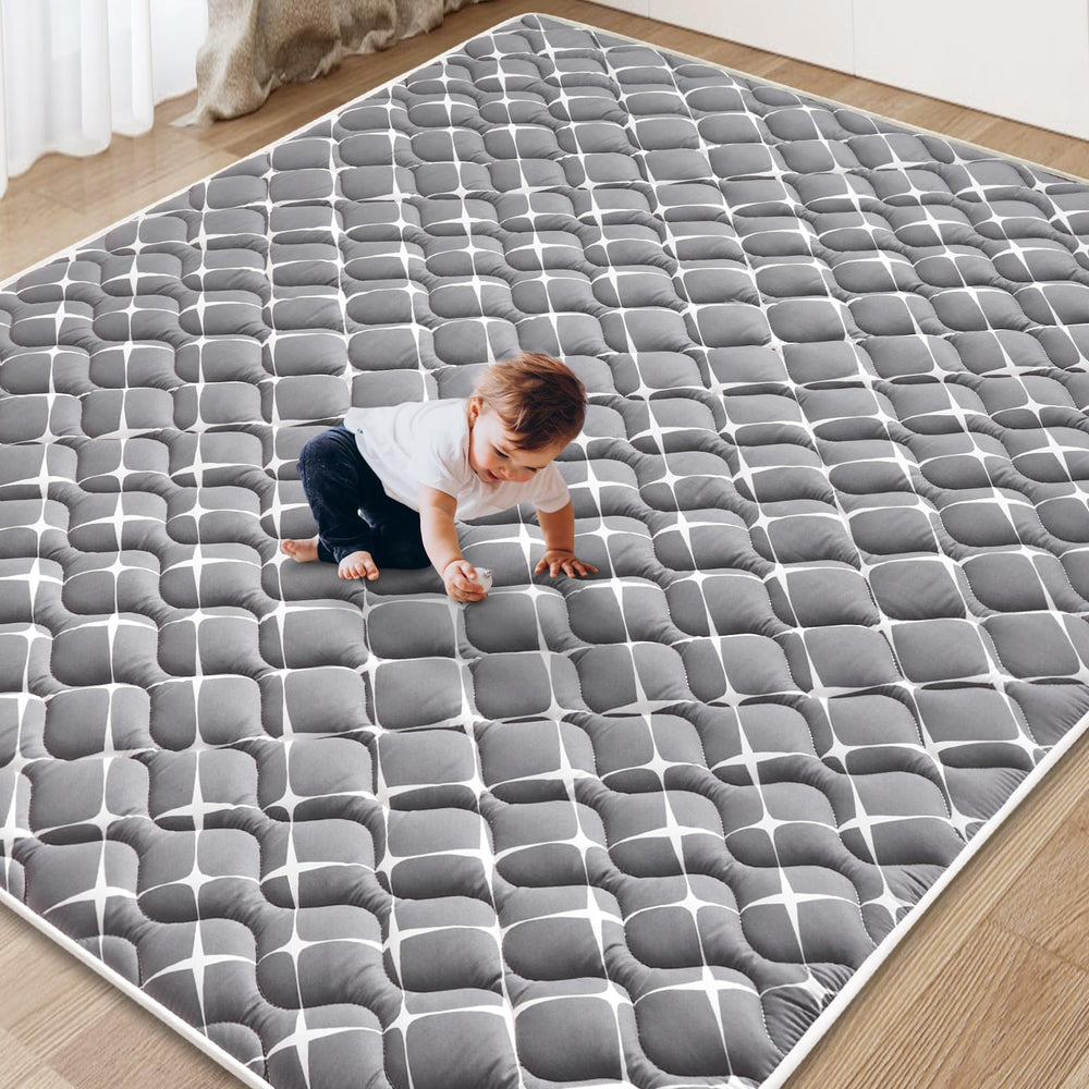 Vibe Bear baby play mat 65x50 foam close-up highlighting thick cushioning for comfort.
