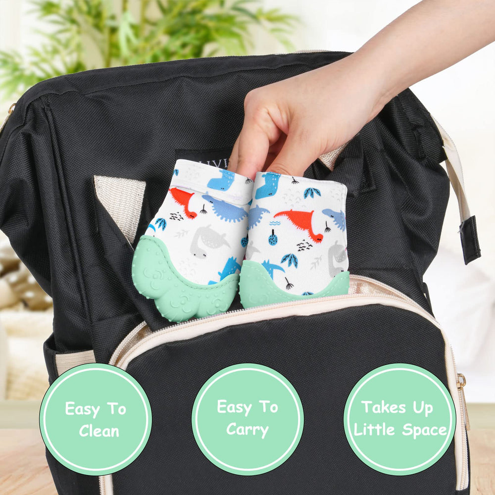 Vicloon scratch-protection teething mitt safeguards baby's face during chewing