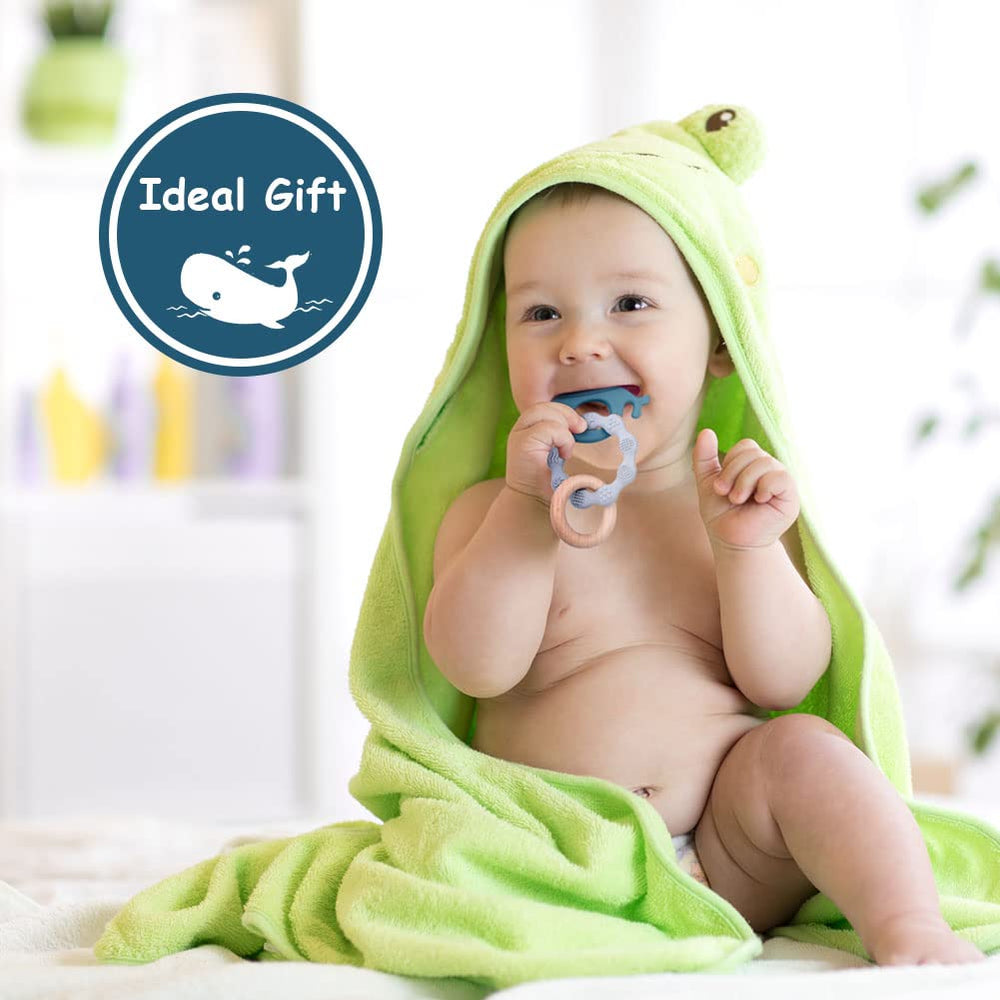 Vicloon teether dishwasher-safe for quick easy cleaning.