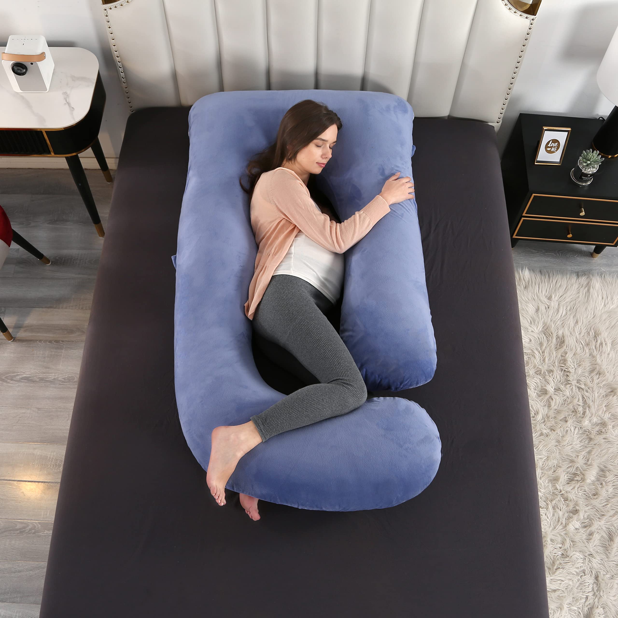 Victostar TV-relax scene with pillow providing lounge comfort