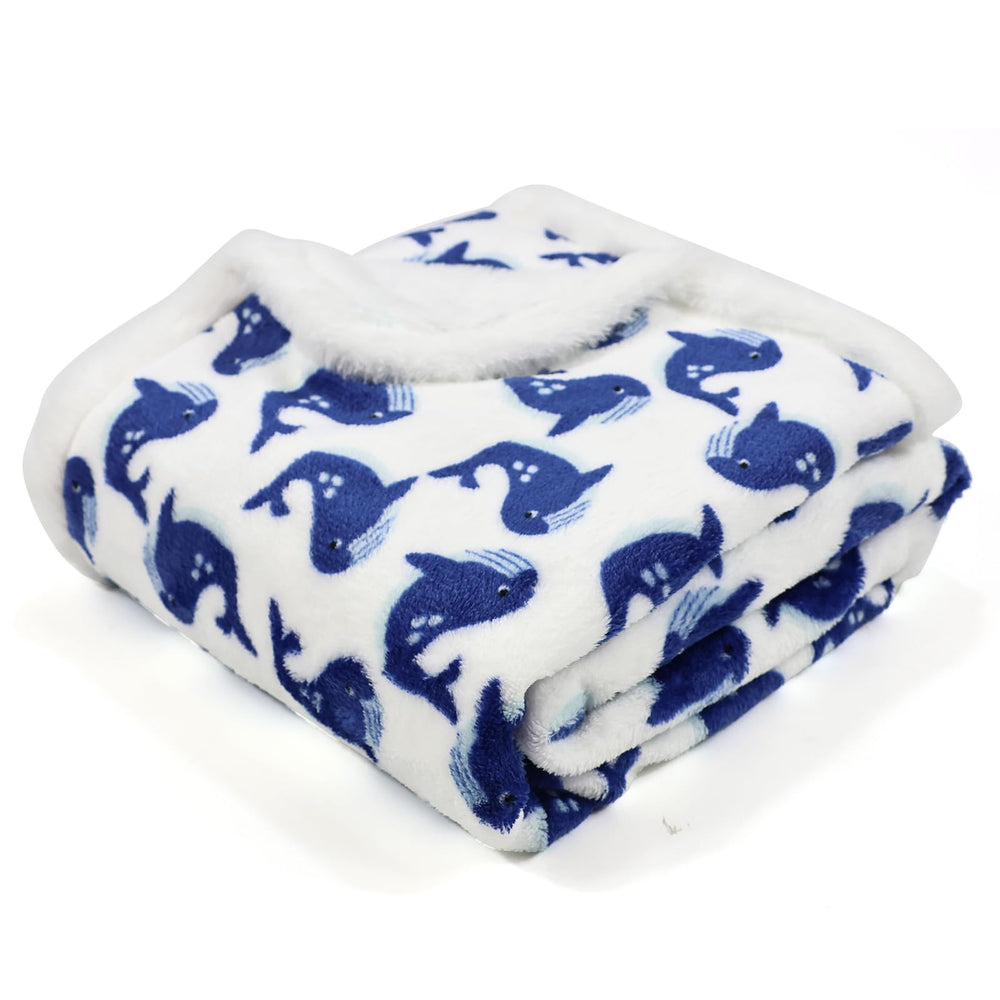 VigorSpring Whale Blanket front view with whale print for nap time