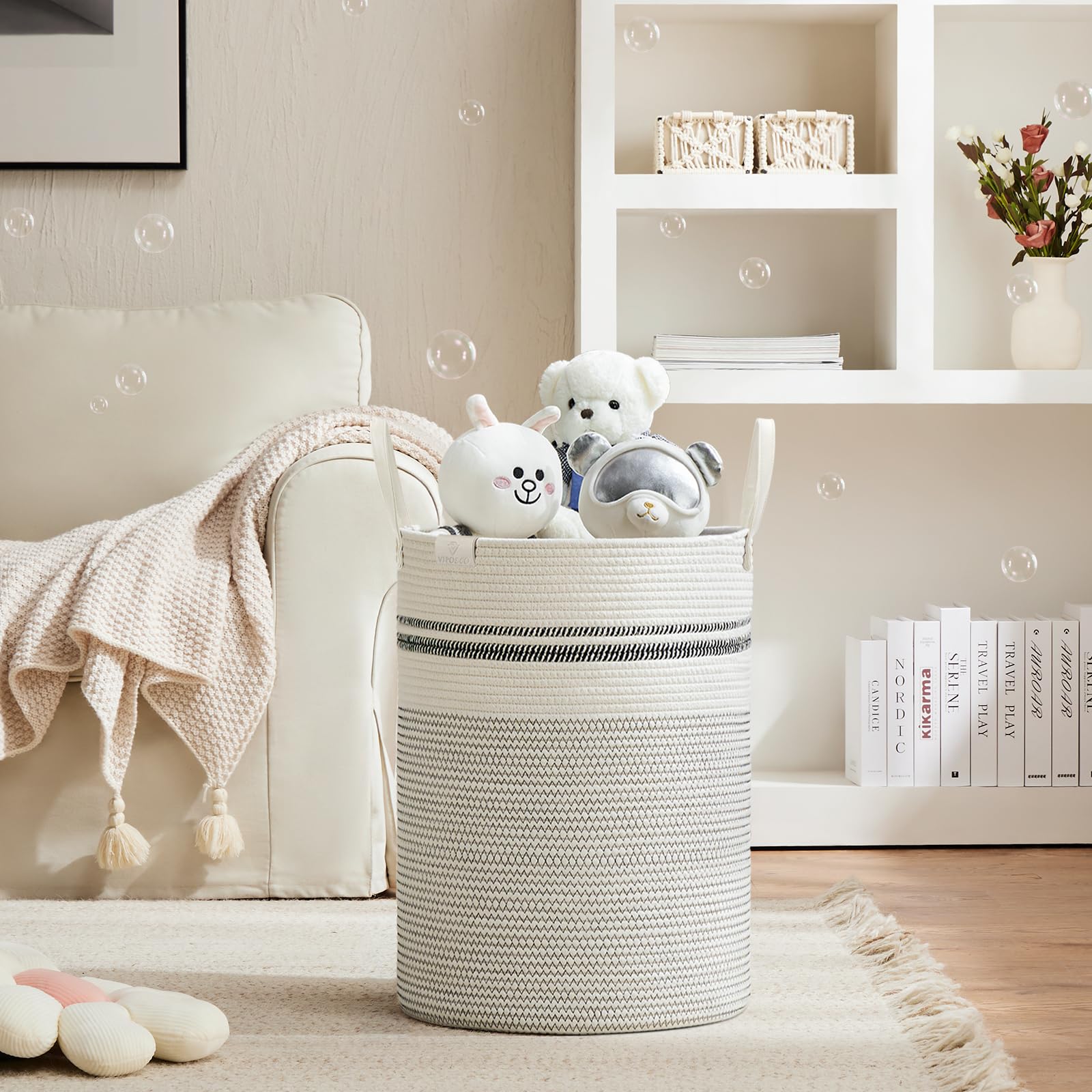 VIPOSCO laundry basket with leather handles close-up highlighting comfortable grip