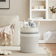 VIPOSCO laundry basket with leather handles close-up highlighting comfortable grip