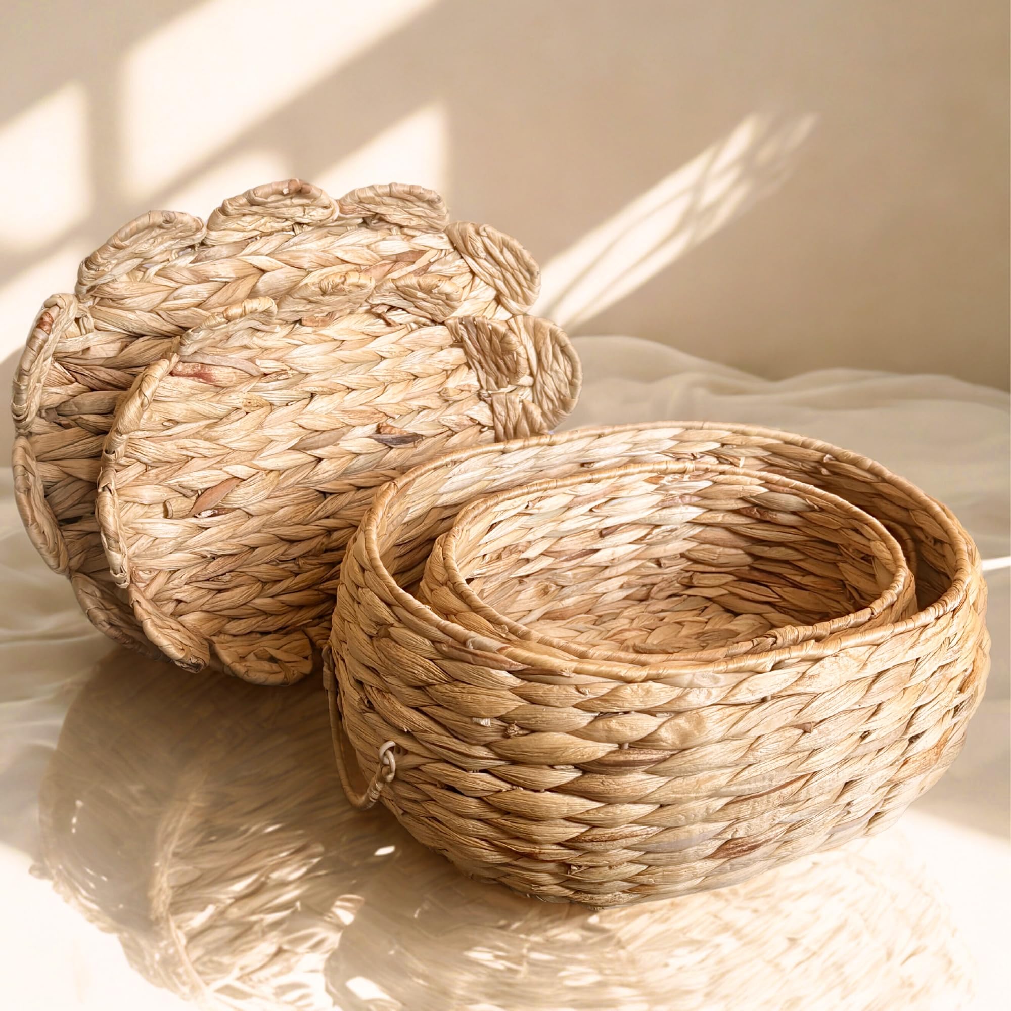 VIROVA durable wire-frame construction provides lasting structure.