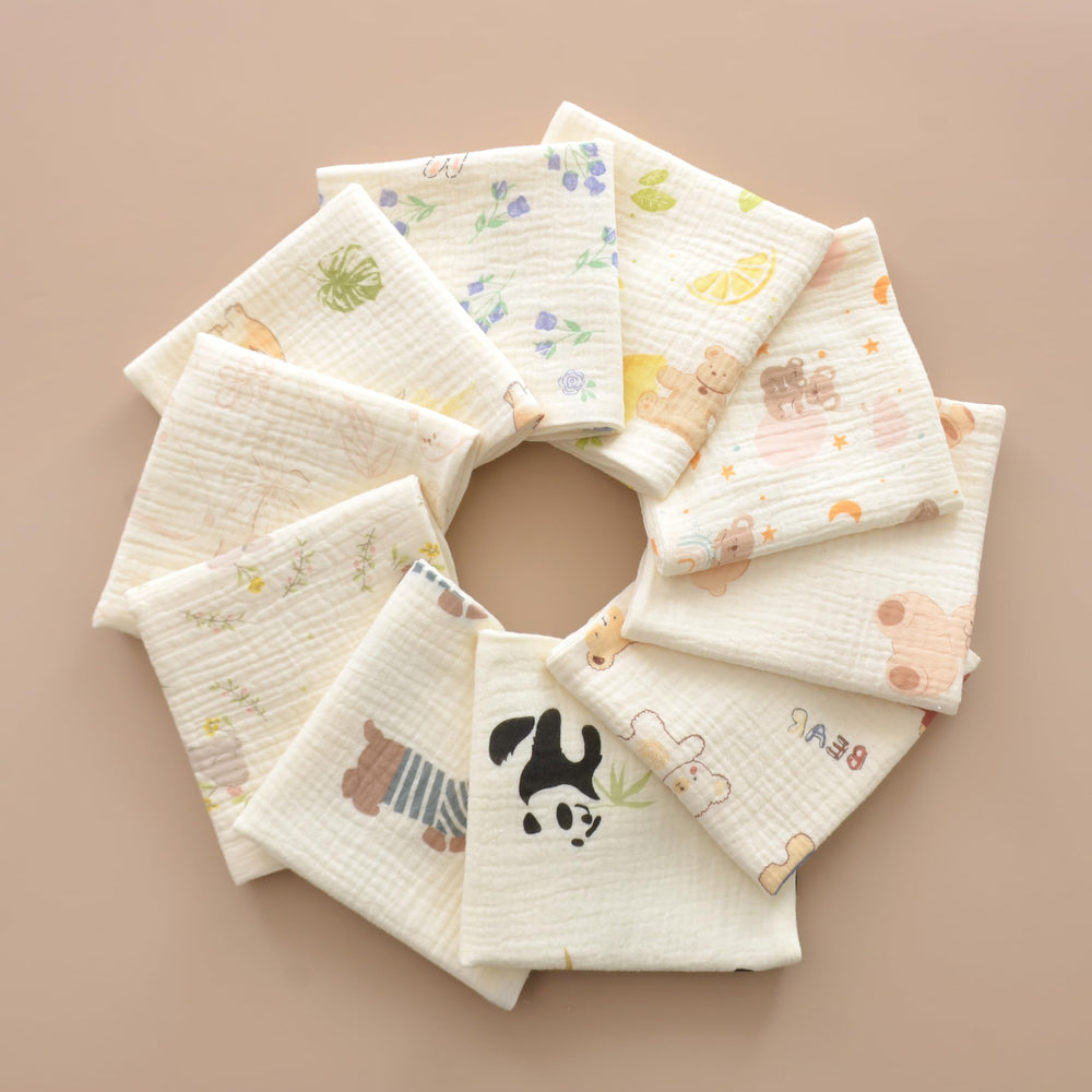 VIVANA baby washcloths animal-patterns invite visual exploration during bath time.