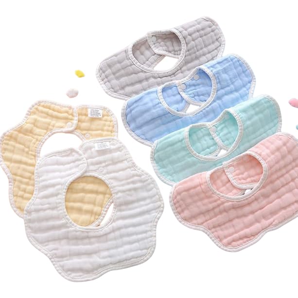 VIVANA bib in multicolor floral design supports easy outfit matching and everyday use.