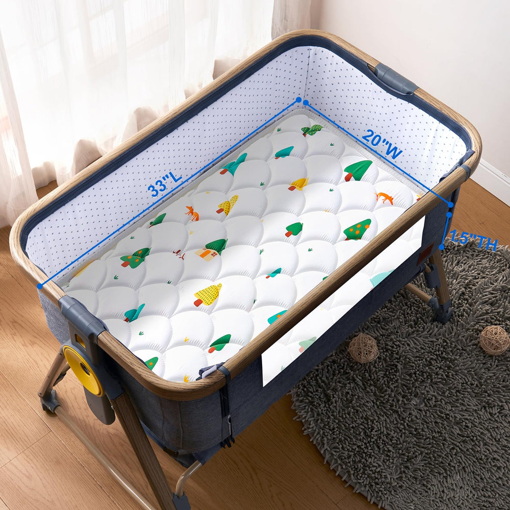 VIVIDVIBEBEARPAS bassinet mattress back side is waterproof for easy cleanup.