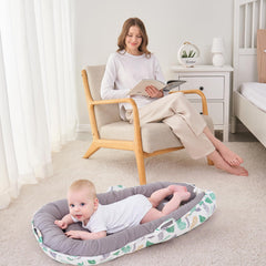 Viviland Baby Lounger bumper closeup demonstrates breathable cushioning.