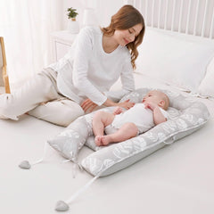Viviland Baby Lounger portable with three handles for easy room-to-room movement.