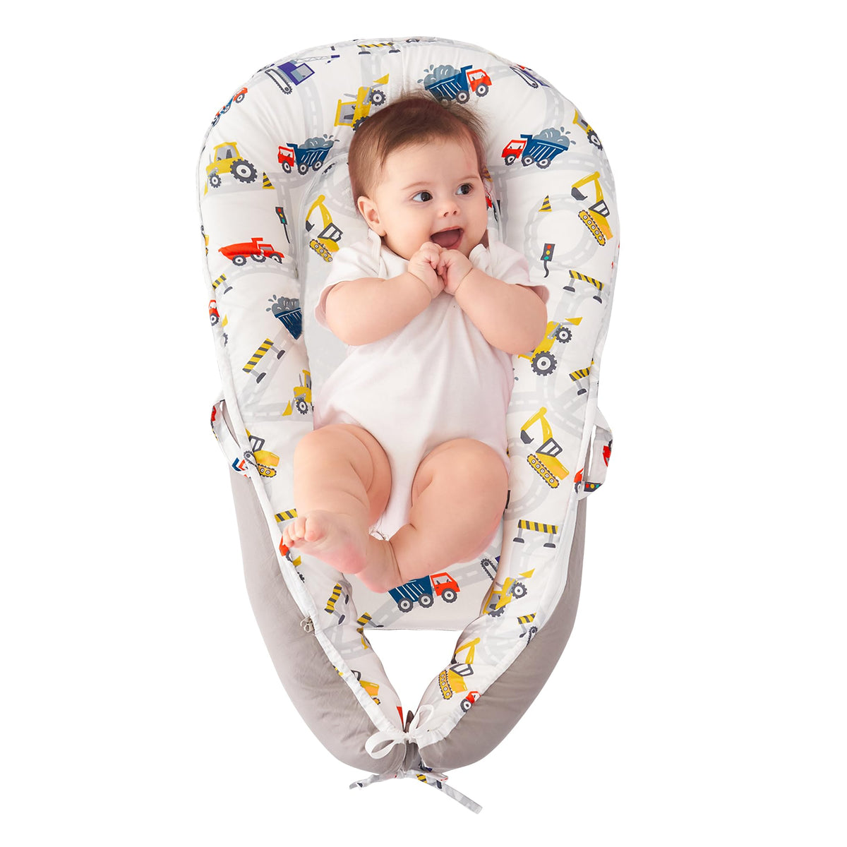 Viviland baby lounger truck-use demonstrates portable travel setup for naps.