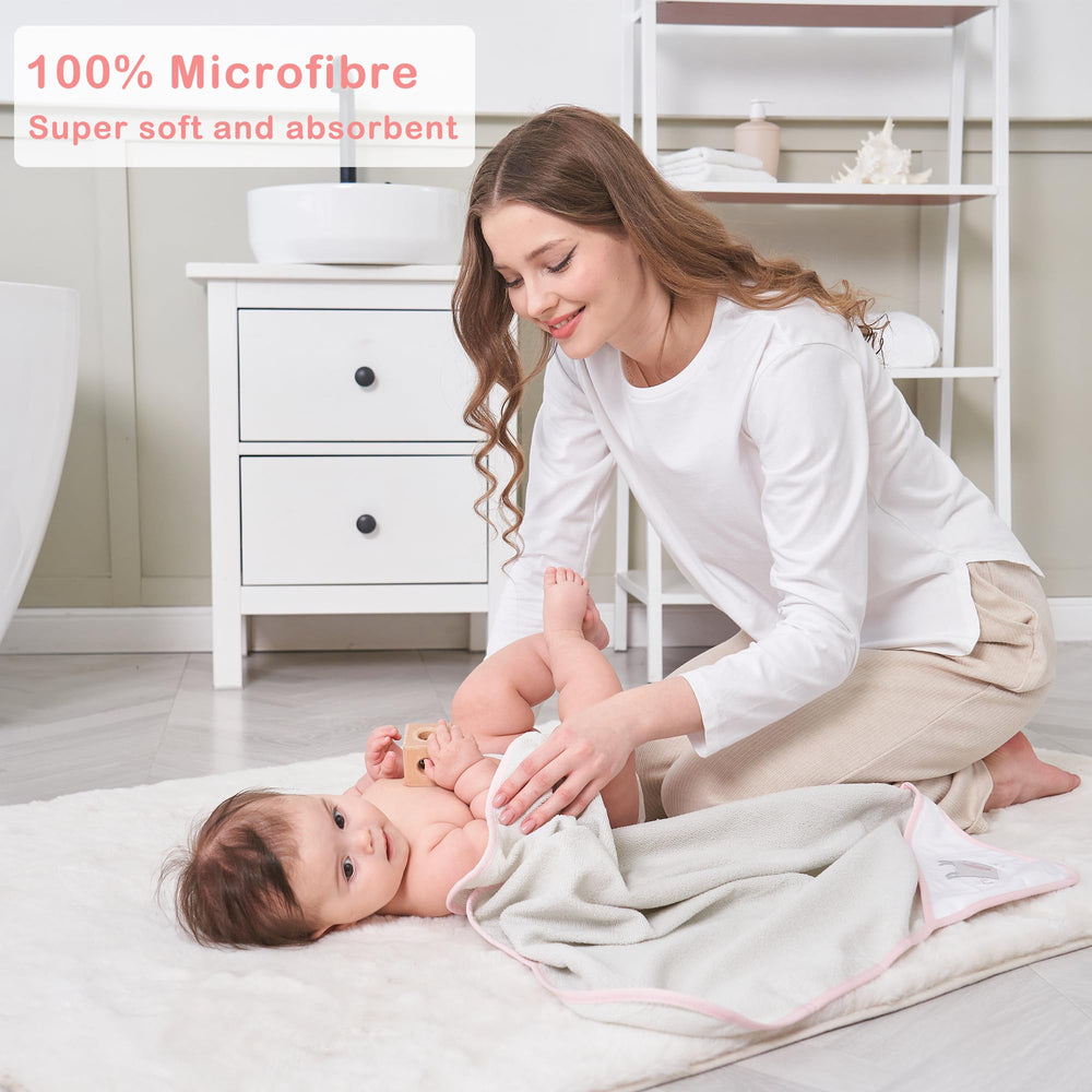 Viviland elephant washcloth close-up reveals ultra-soft, highly absorbent fabric