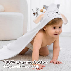 Viviland hooded towel folded highlights thickness and density for quick drying.