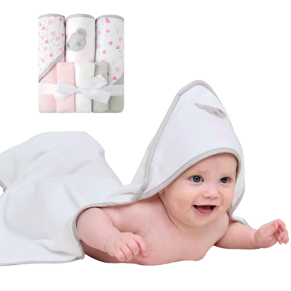 Viviland hooded towel close-up highlights durable knit binding.