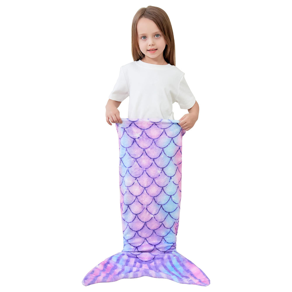 Viviland Mermaid Tail Blanket on-bed setup for reading time
