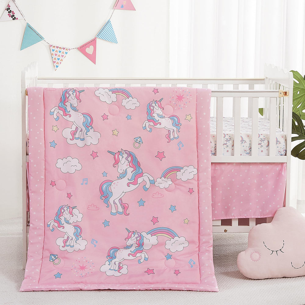 Viviland Unicorn Bedding Quilt offers soft warmth for baby's naps.