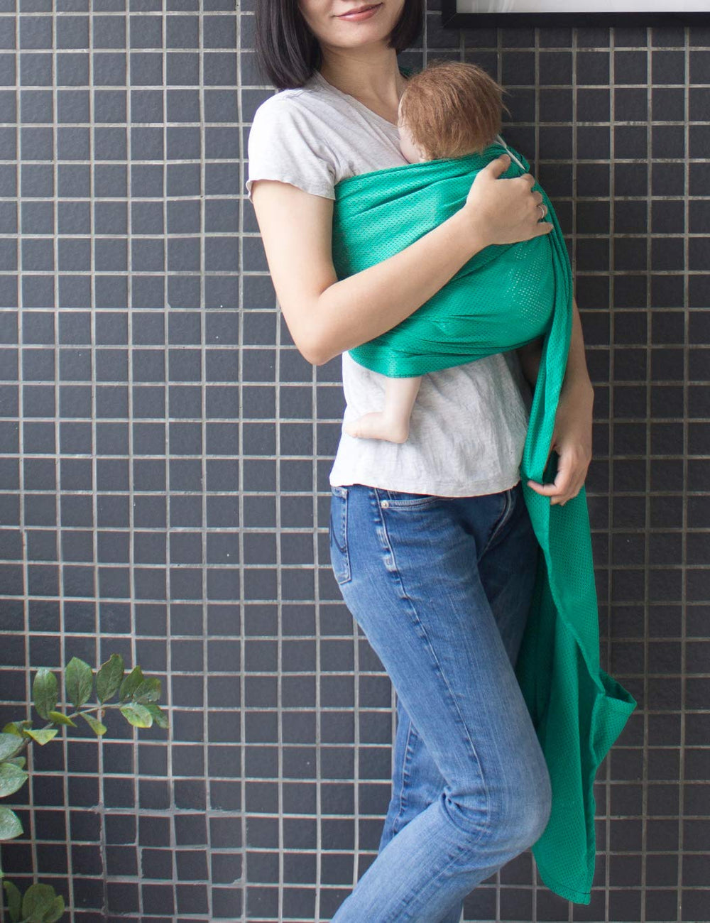 Vlokup Baby Water Ring Sling aluminum rings adjust easily for a snug fit.