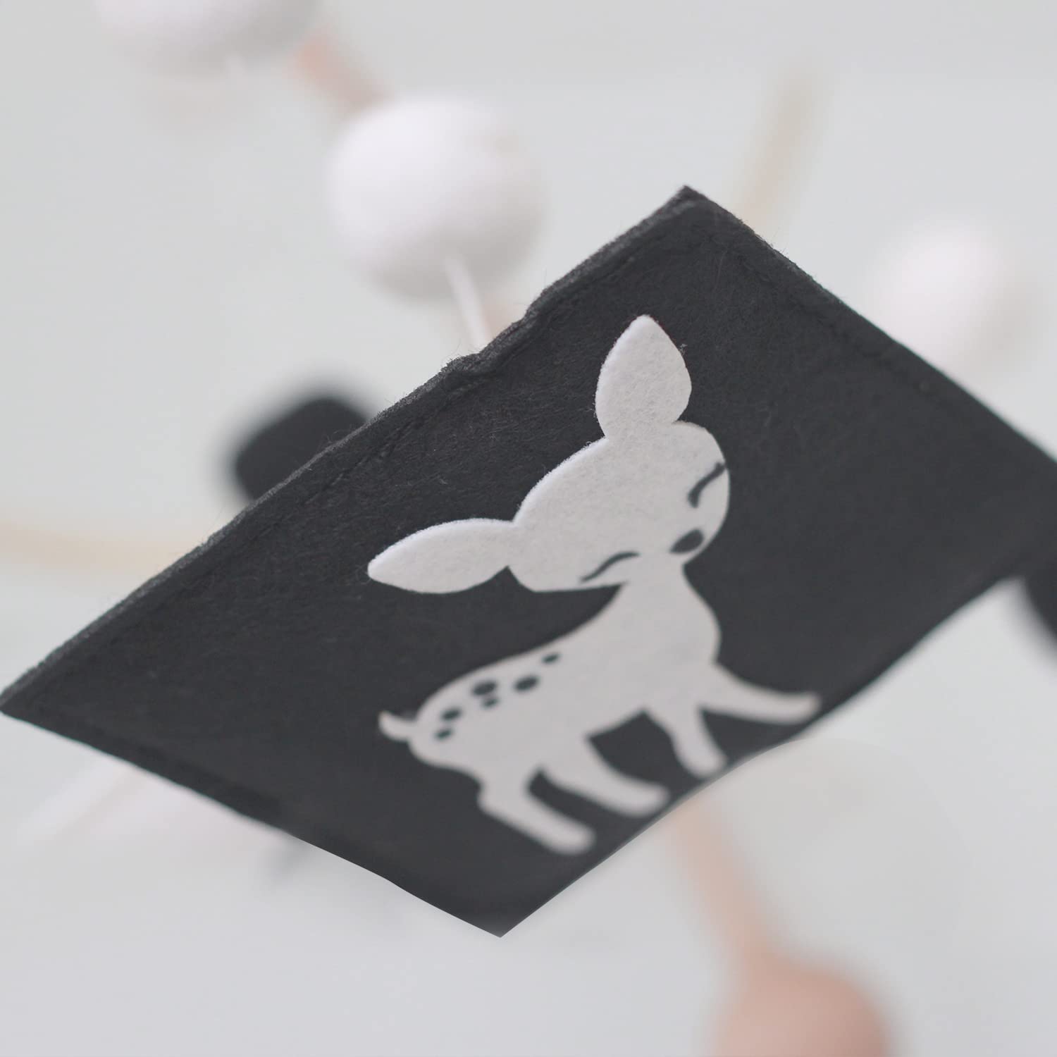 Vlokup Montessori Mobile photography-prop ideal for charming nursery or newborn shoots.