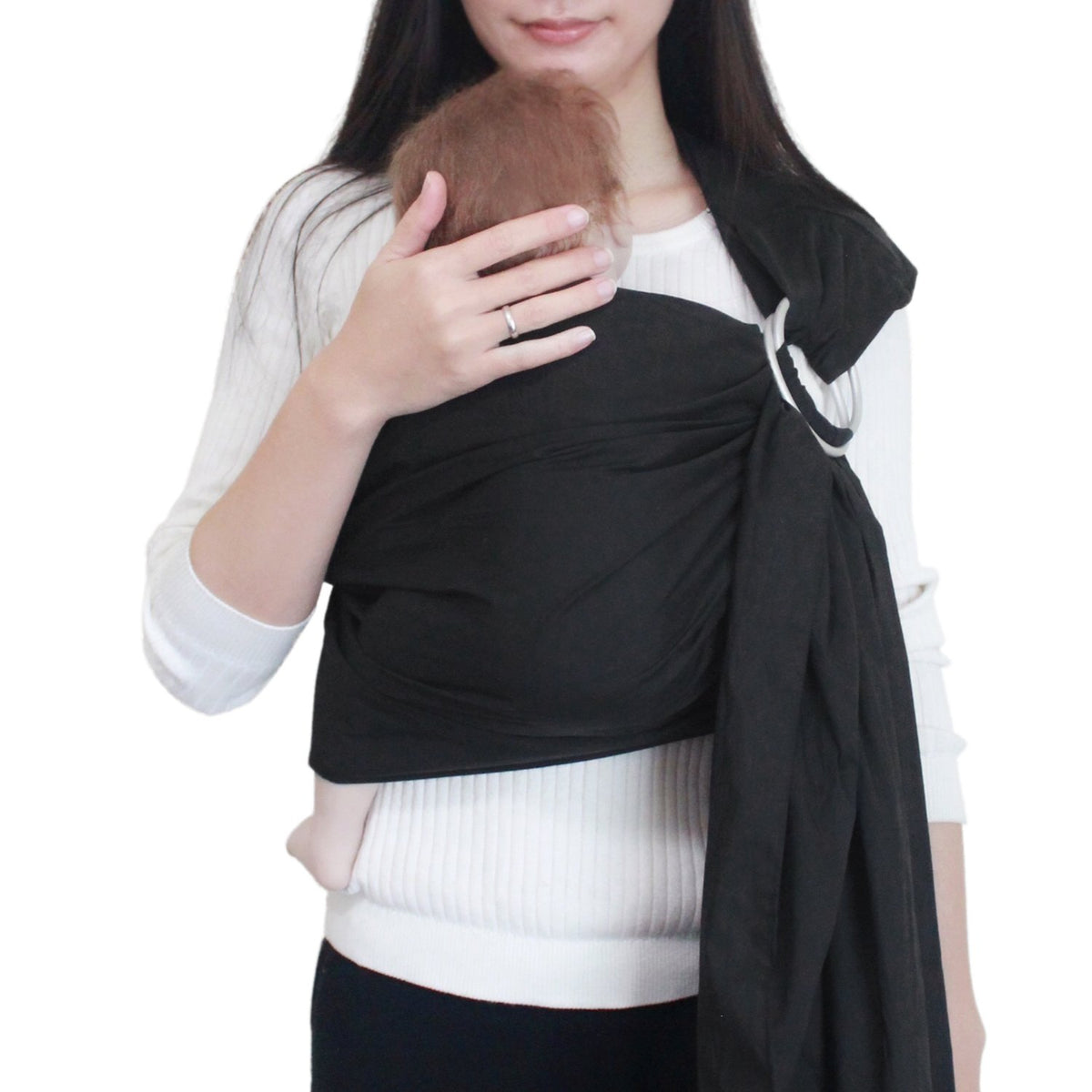 Vlokup Ring Sling close bonding view supports soothing, on-the-go nursing