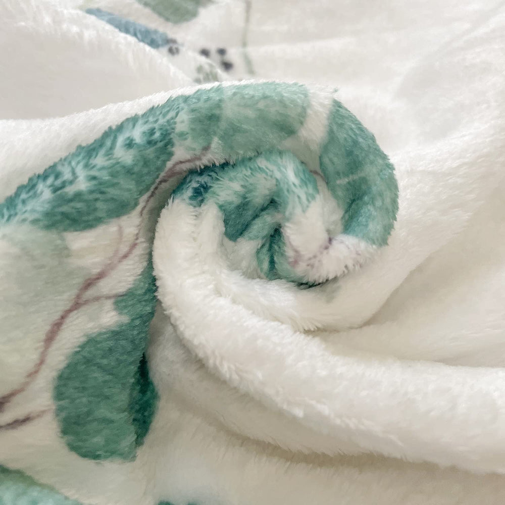 Vlokup blanket used in stroller coverage for on the go moments