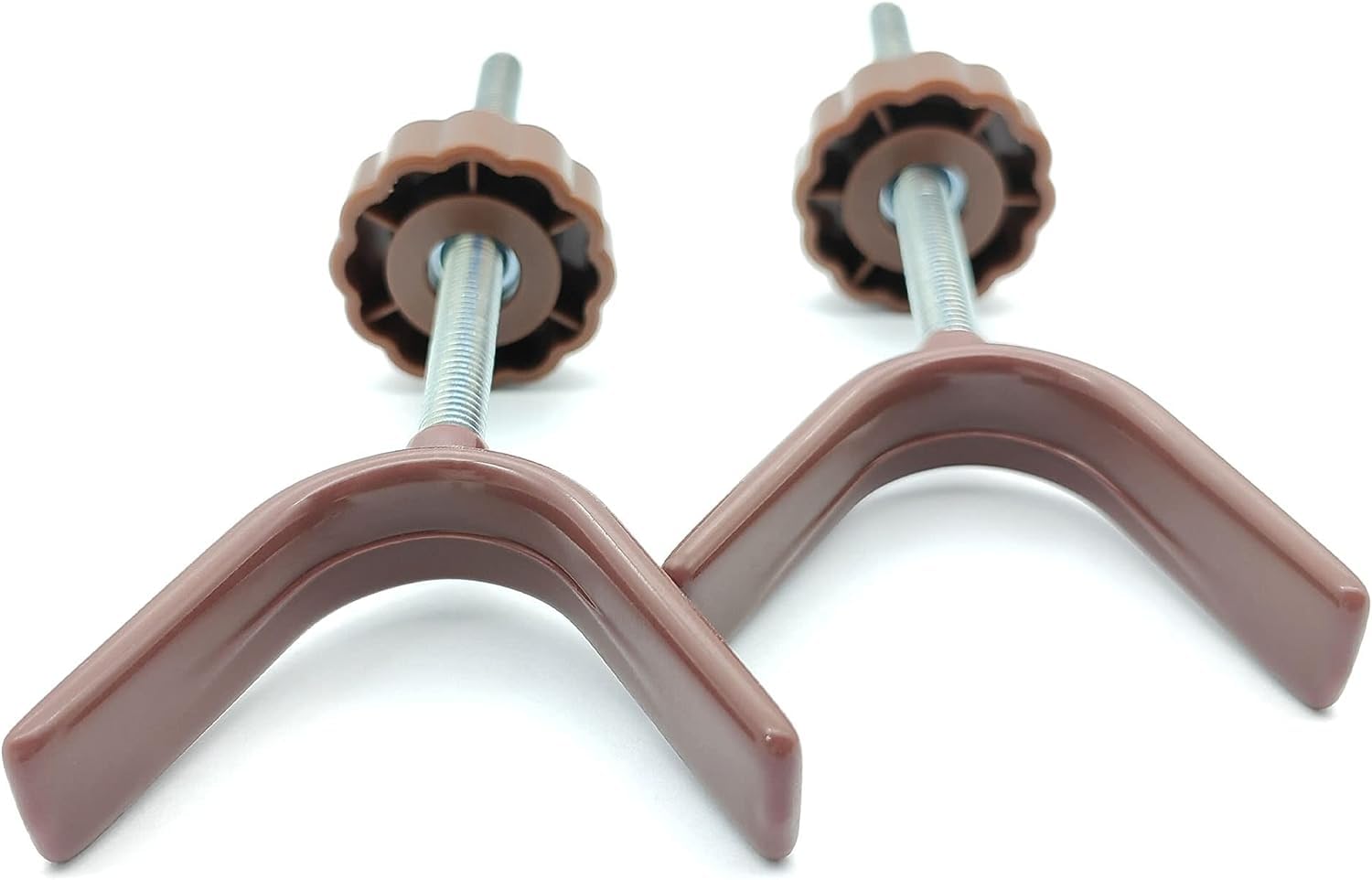 Vmaisi 8mm spindle adapter installed on a pressure gate for quick no-tools setup.