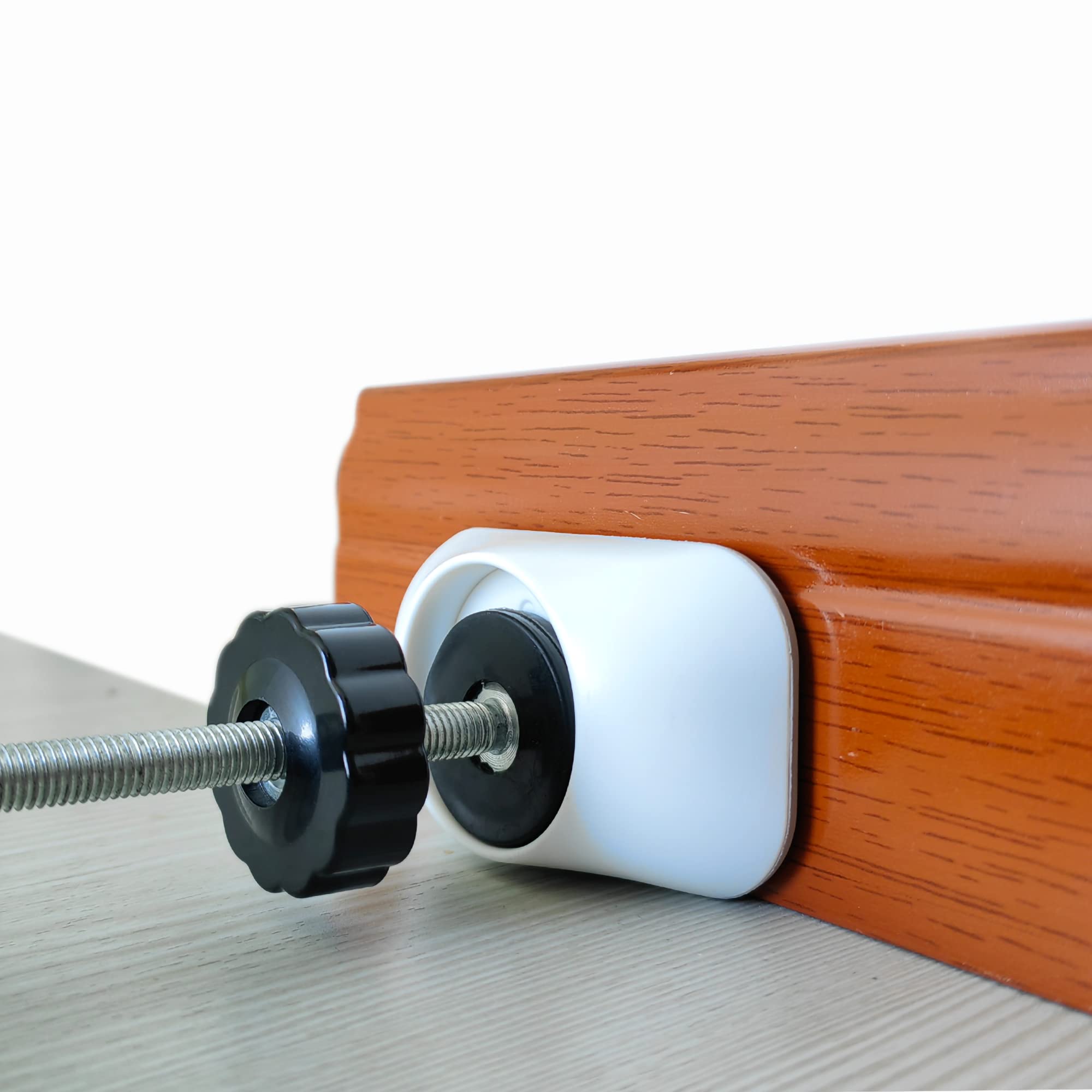 Vmaisi compact extension for gates provides easy stabilization along thresholds.