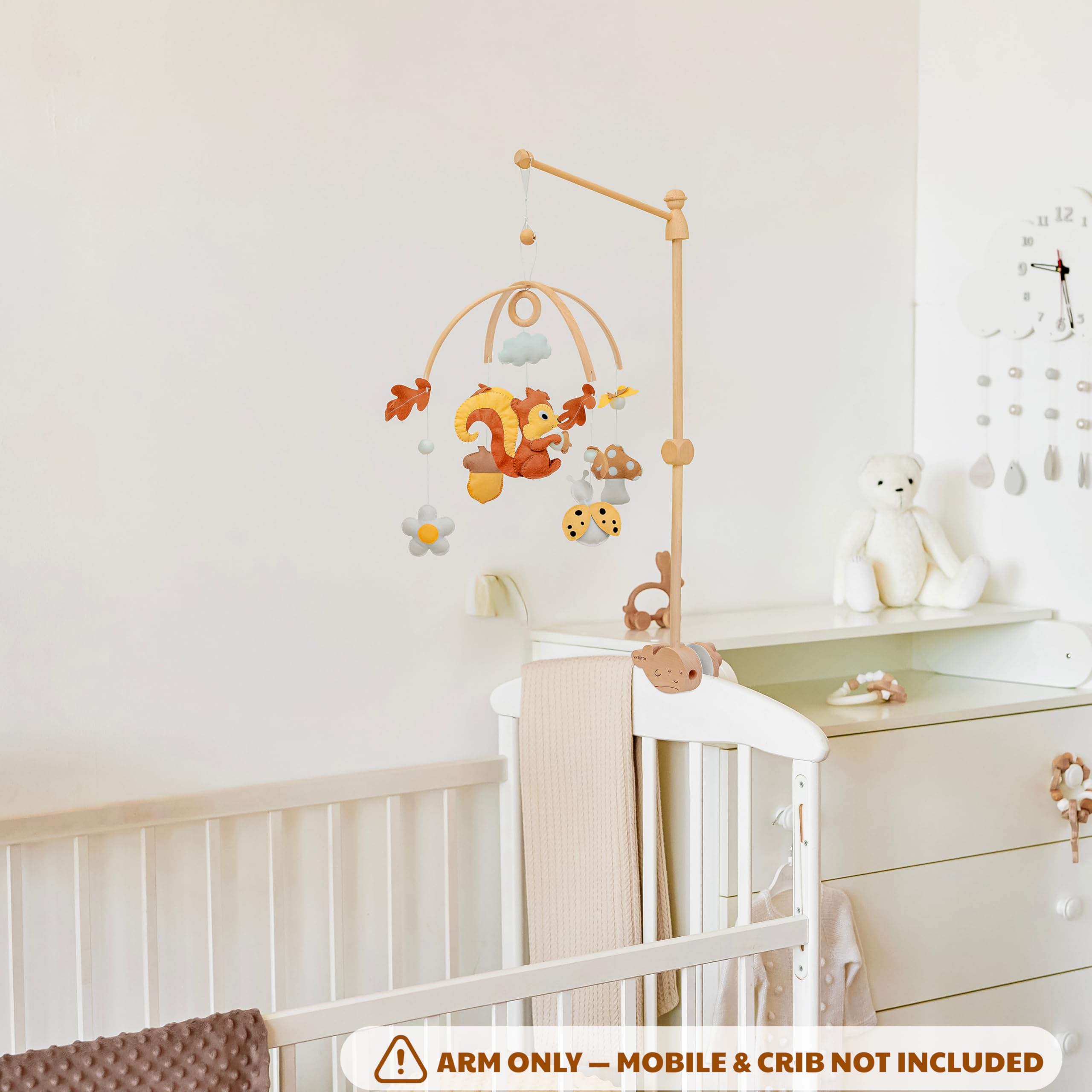 VN3BTOY 360-degree rotatable arm for flexible positioning above crib