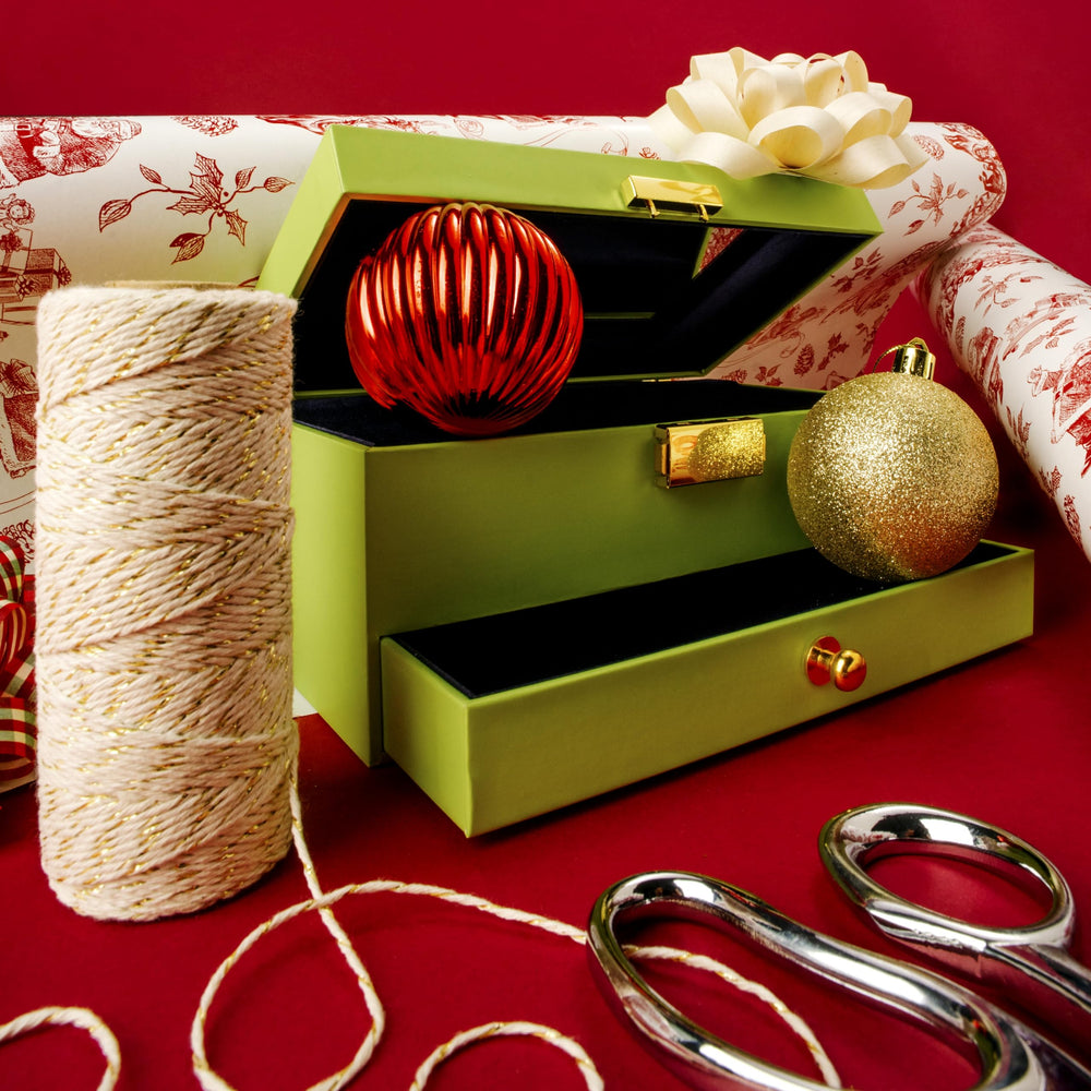 VoiceGift memory box green photo and jewelry slot for organized mementos