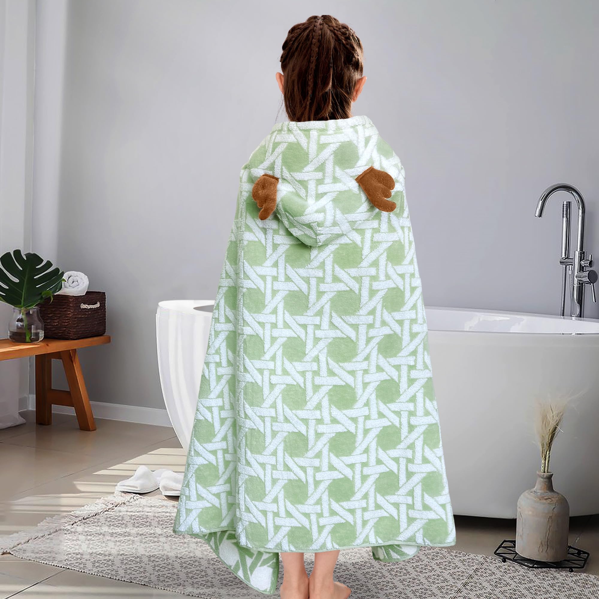 VOOVA & MOVAS easy-care towel is machine washable and quick to dry.