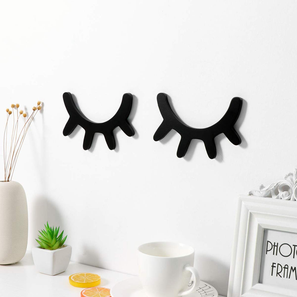 Vosarea wooden eyelash wall decal closeup highlights birch detail for kid spaces.