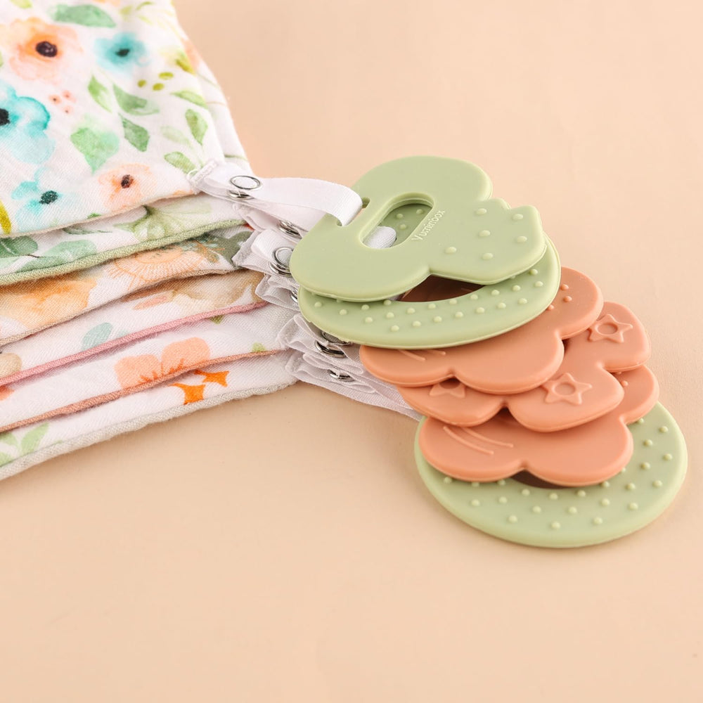 Vuminbox Muslin Bib Stylish Design showcases modern baby fashion with practical function