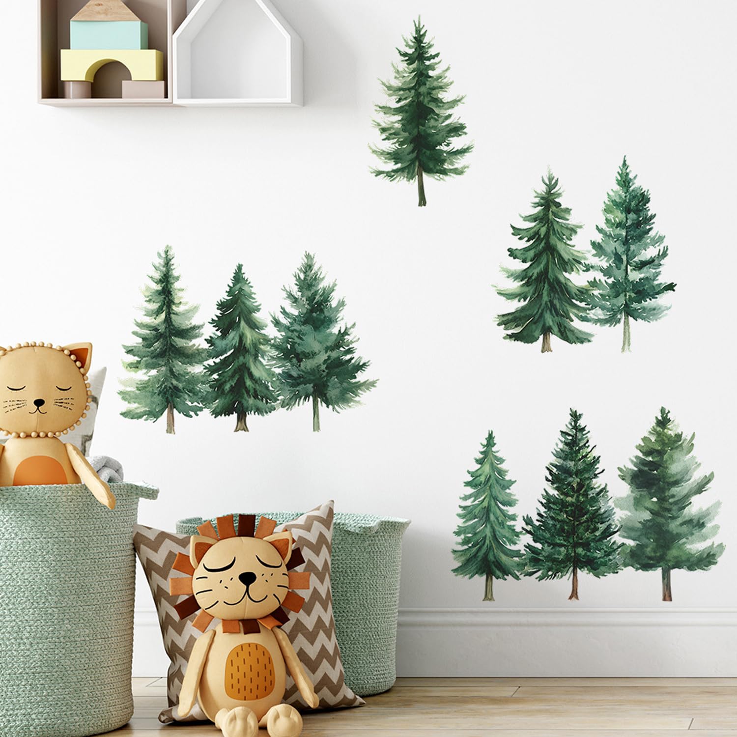 WADAKUCI woodland nursery decal adds easy, removable decor to growing kids spaces.
