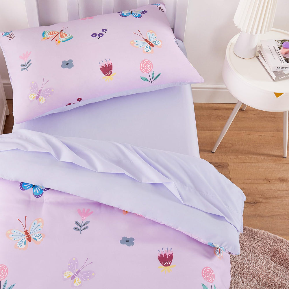 Wake In Cloud butterfly toddler bedding fitted sheet shows all-around elastic and secure fit