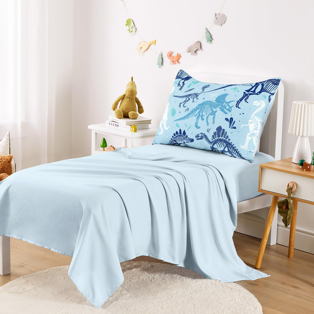 Wake In Cloud dinosaur bedding pillowcase with dinosaur prints and easy-care fabric