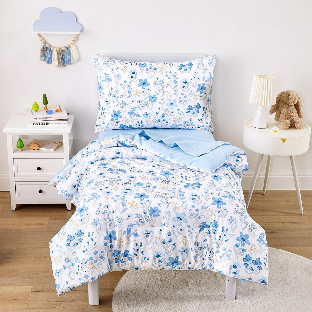 Wake In Cloud floral-toddler-bedding-set comforter close-up showing soft microfiber finish.