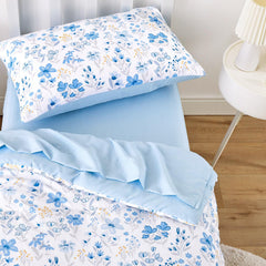 Wake In Cloud floral-toddler-bedding-fitted-sheet elastic wrap detail for secure fit.