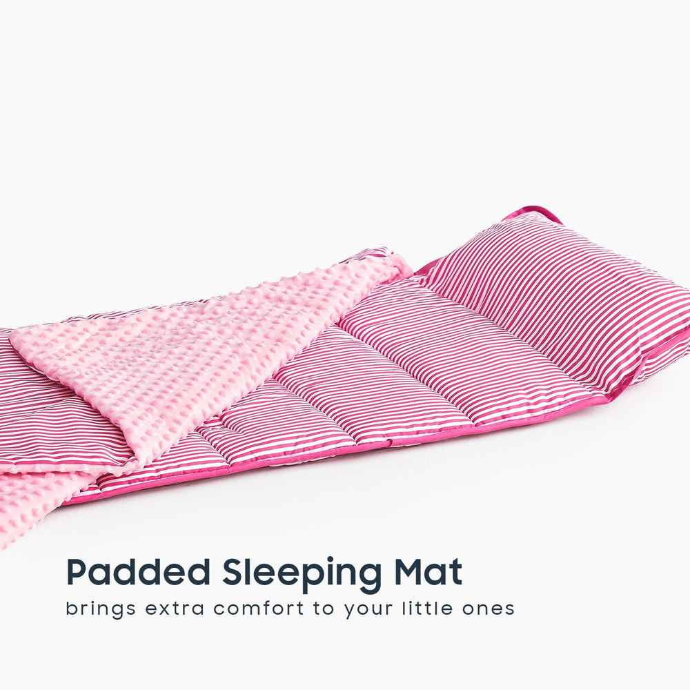 Wake In Cloud microfiber close-up highlighting softness and durability.