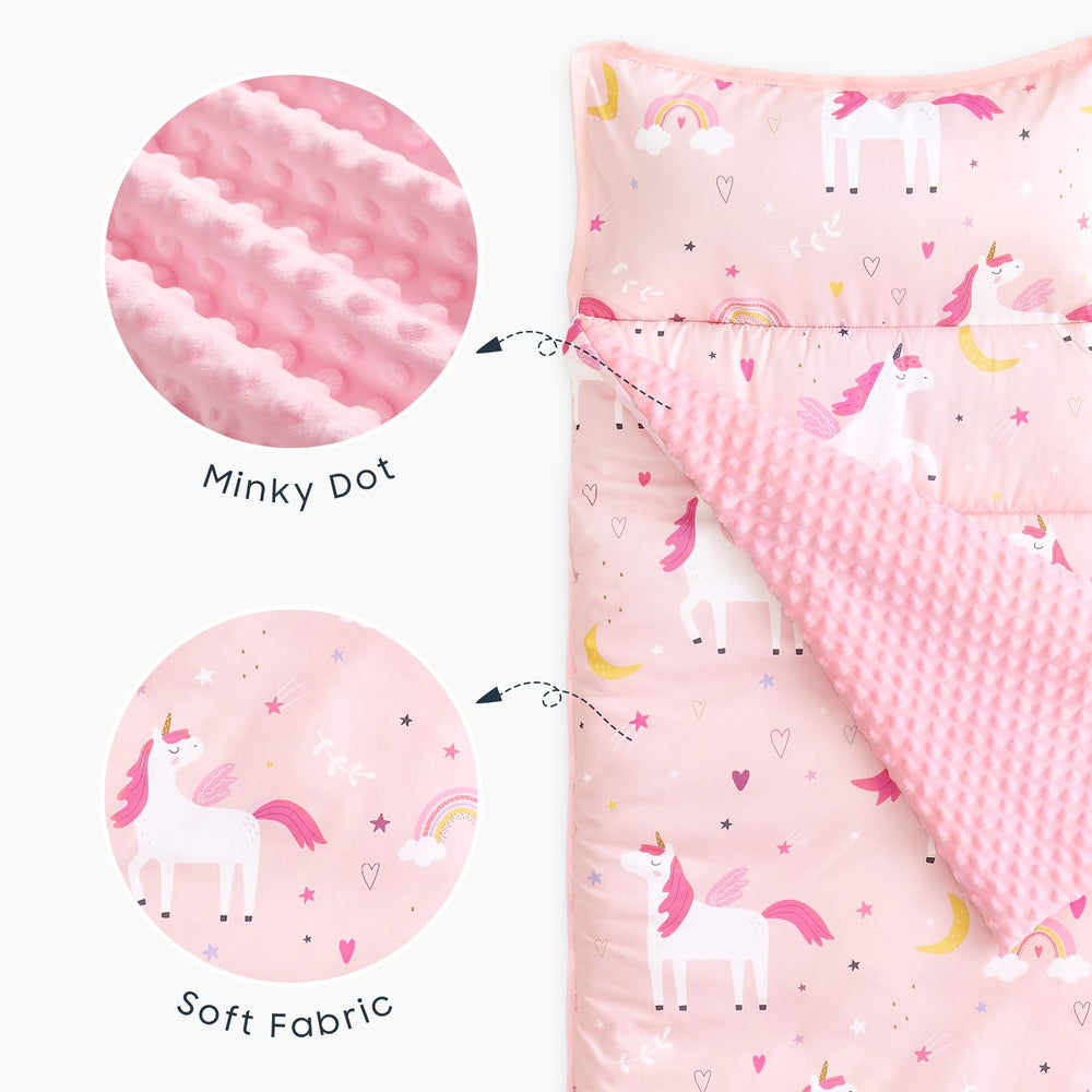 Wake In Cloud machine-washable nap mat for easy care and maintenance