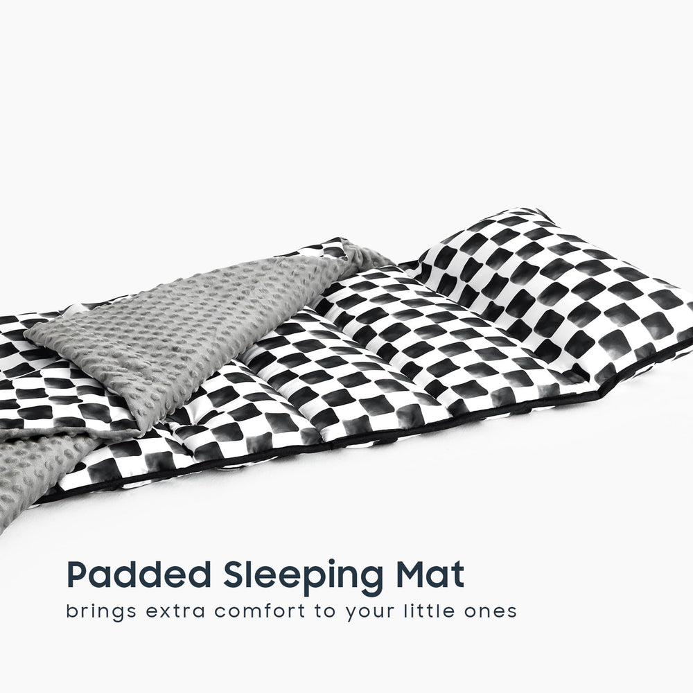 Wake In Cloud nap mat name-card feature keeps kid's belongings organized