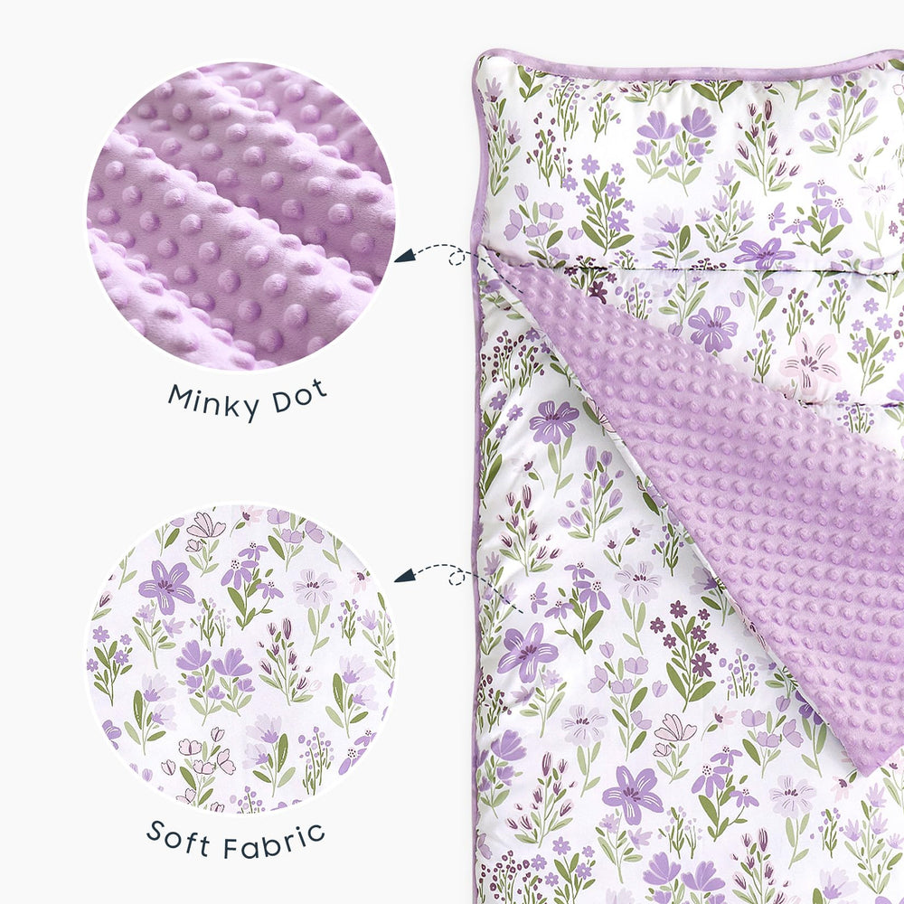 Wake In Cloud portable handle supports roll-up storage and on-the-go naps.
