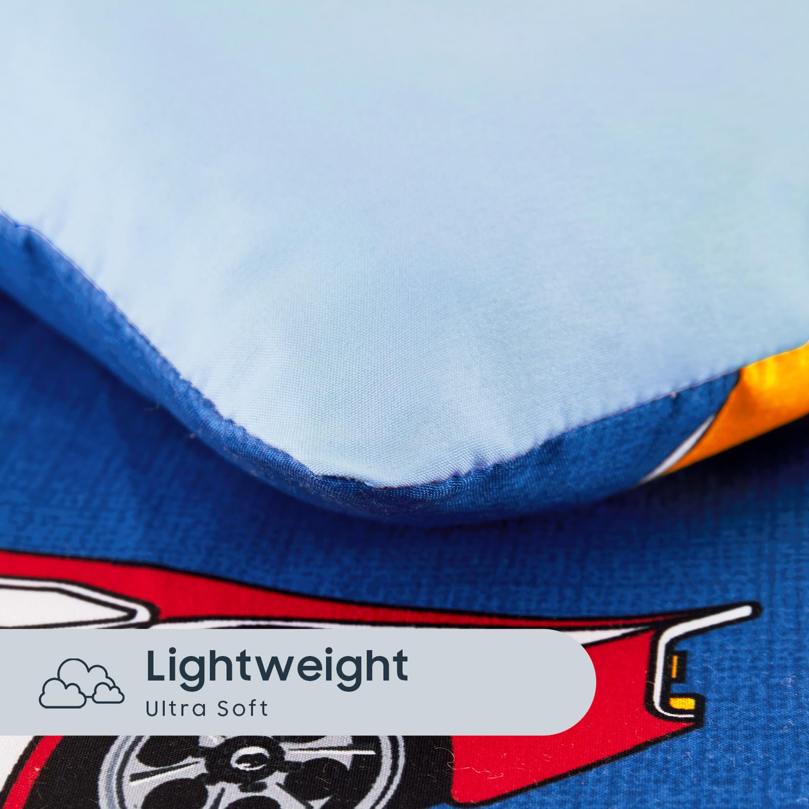Wake In Cloud stitching detail shows fillings stay in place during use.