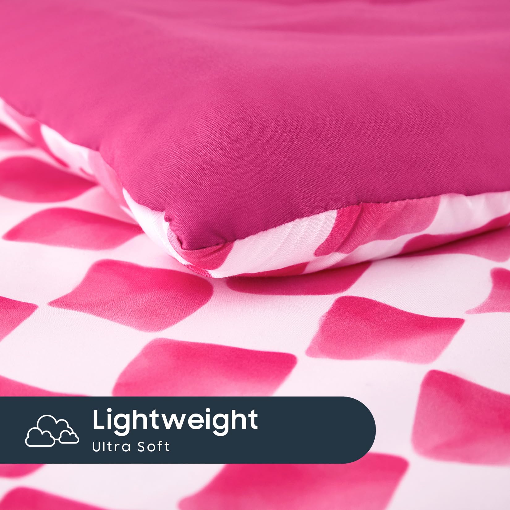 Wake In Cloud close-up stitching shows durable seams and stable fill.