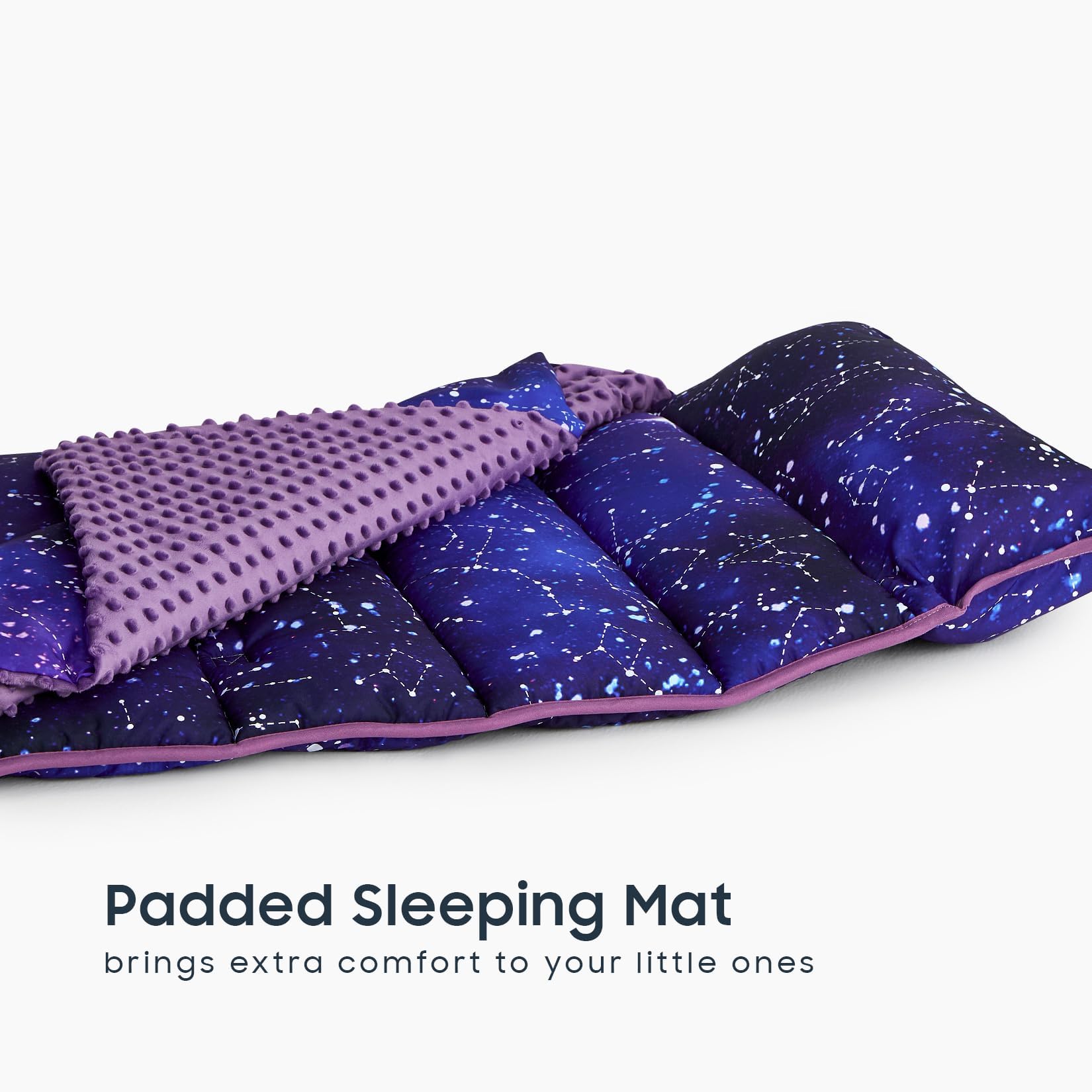 Wake In Cloud nap mat name cards feature helps identify ownership.