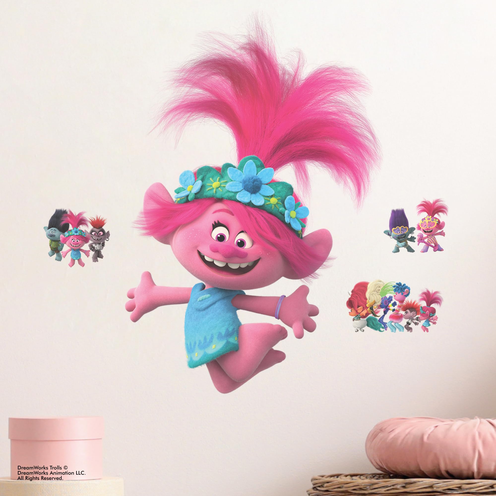 Wall Palz DreamWorks Trolls Poppy large 22-inch decal dances with AR.