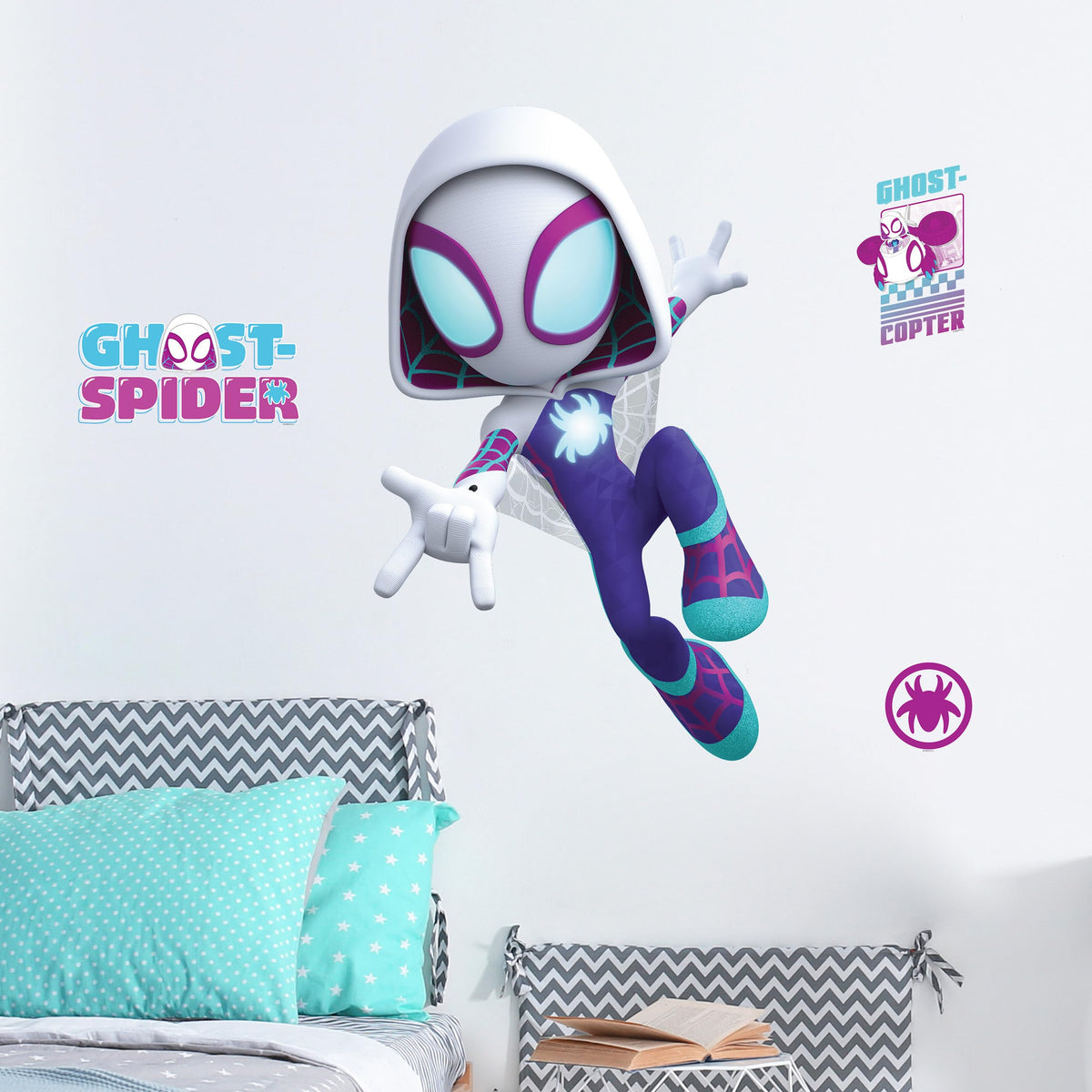 Wall Palz Ghost-Spider 23-inch pose decal with Gwen Stacy, instantly upgrades a kid’s room.