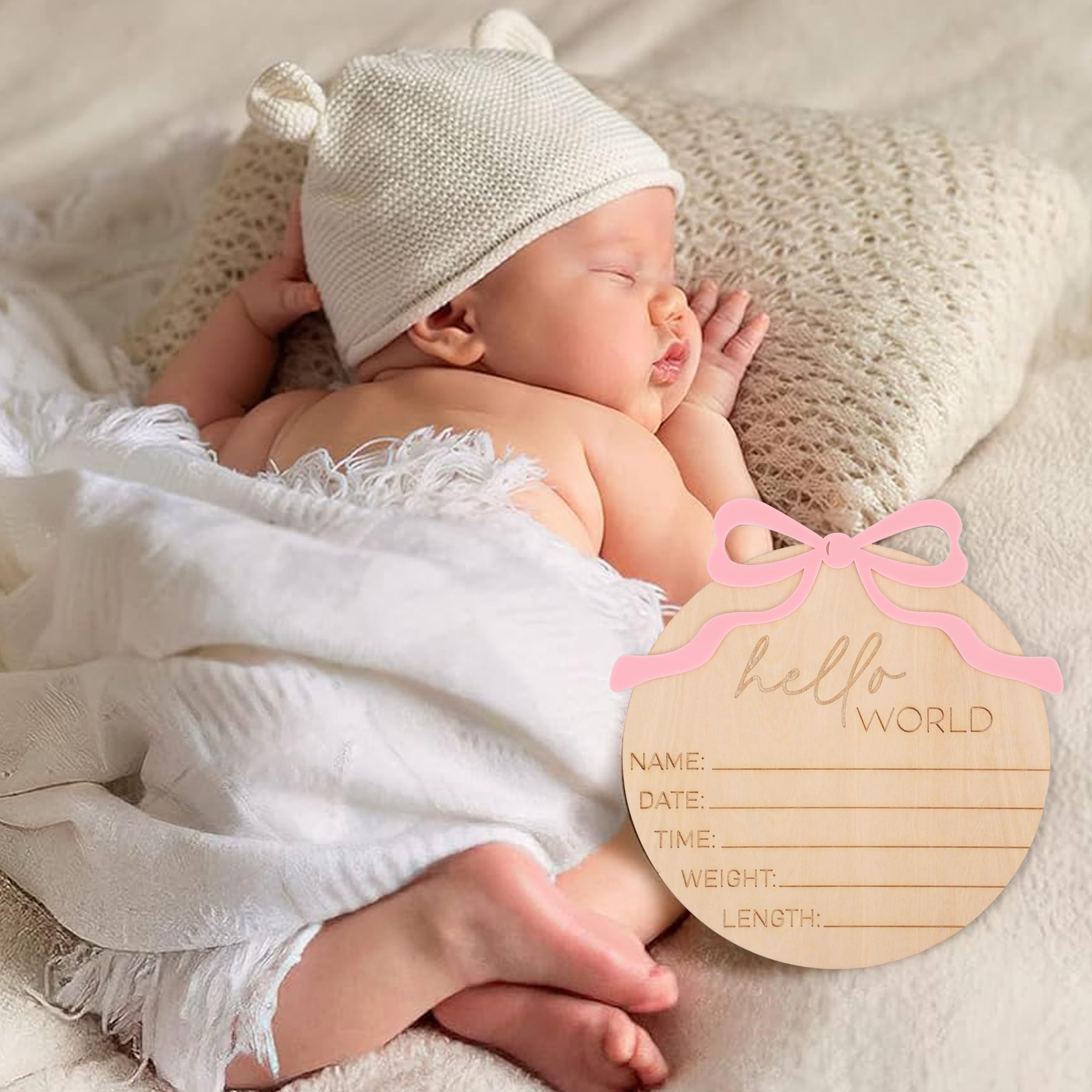 WAUAO Baby Name Sign Wooden Round—personalized keepsake featuring the baby's name.