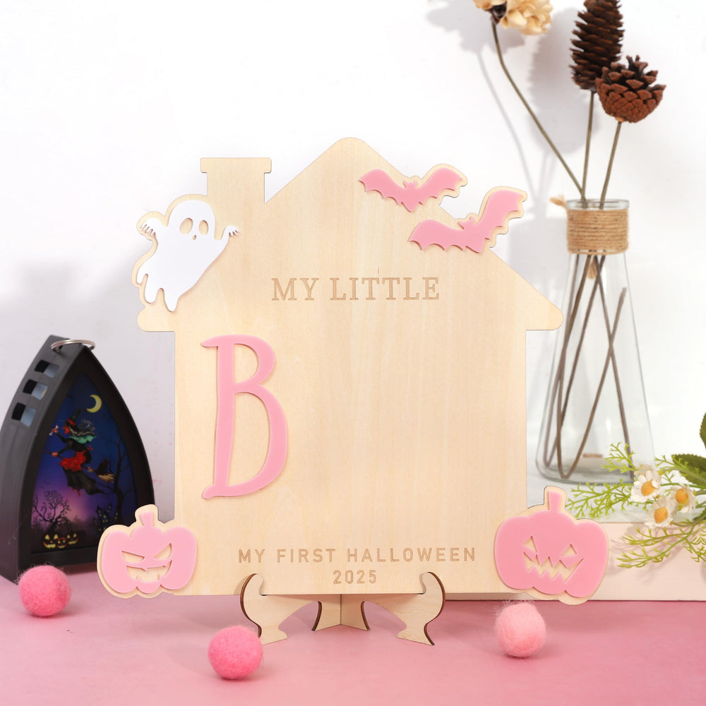 WAWUO Baby-first Halloween keepsake ready for photo moments and memory sharing.