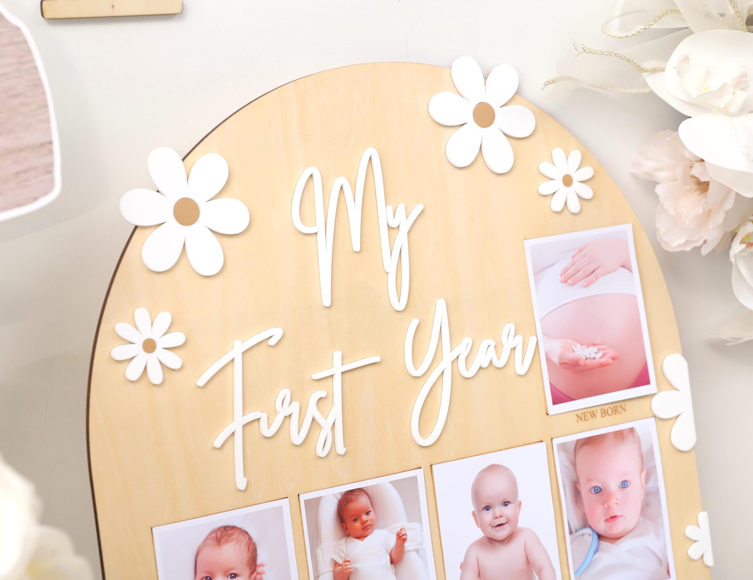 WAWUO 1st Year Photo Board packaging reveal shows protective packaging and flower glue usage.